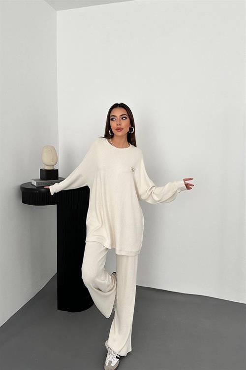 Wholesale Ecru Ribbed Two-Piece Set