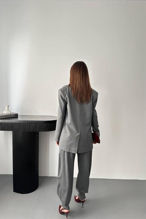 Wholesale Gray Striped Three-Piece Suit