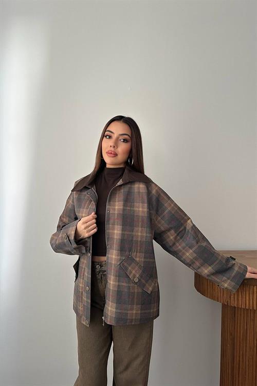 Wholesale Brown Plaid Jacket with Contrast Collar