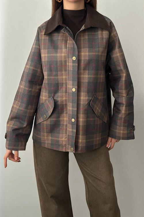 Wholesale Brown Plaid Jacket with Contrast Collar