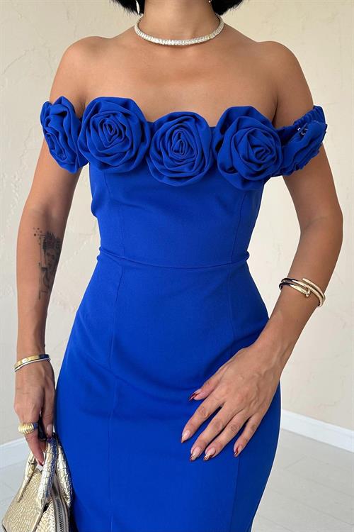 Wholesale Saks Madonna Collar Rose Dress