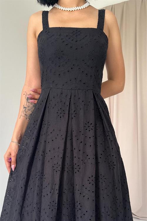 Wholesale Black Embroidery Dress with Hangers