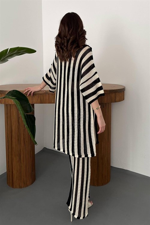 Toptan Siyah Çizgili Triko Takım