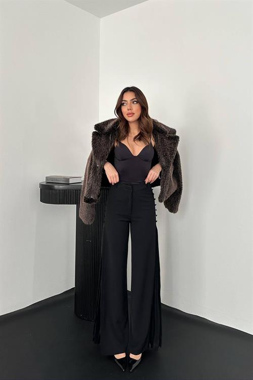 Wholesale Black Trousers with Pleated Sides