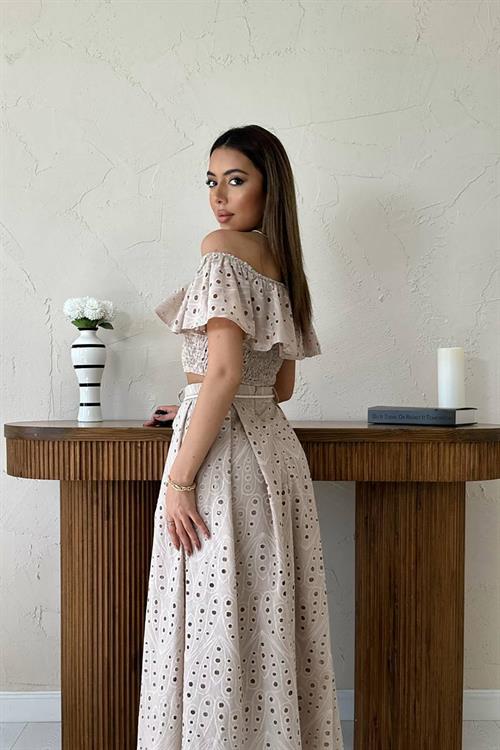 Wholesale Mink Guipure Embroidery Blouse and Skirt Set