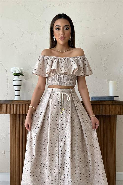 Wholesale Mink Guipure Embroidery Blouse and Skirt Set