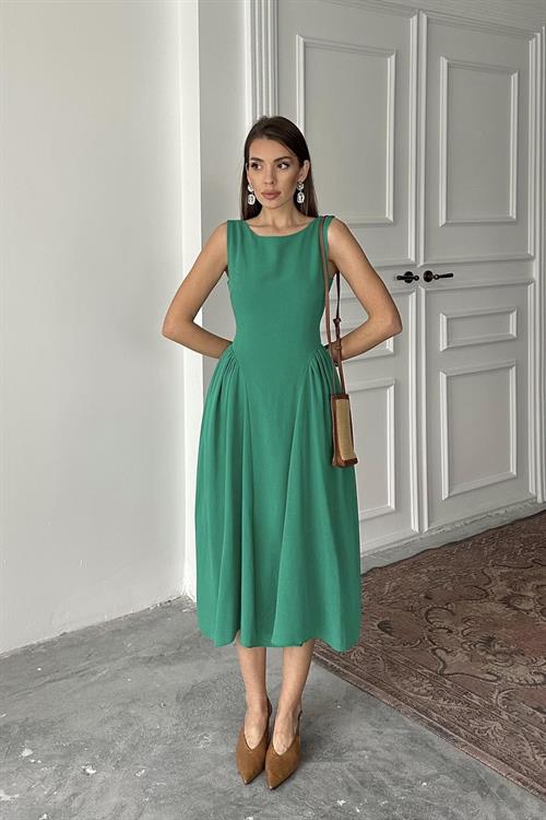Toptan Yeşil Yanları Büzgülü Midi Boy Keten Elbise