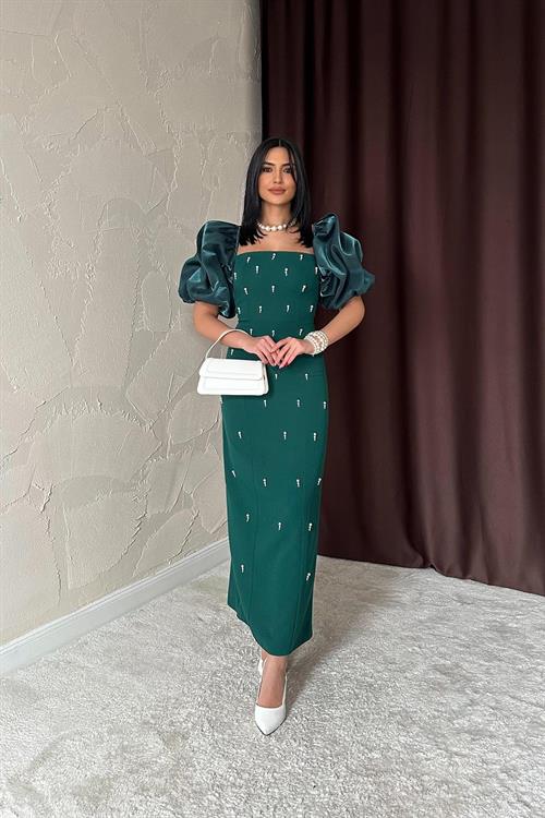 Toptan Zümrüt İşlemeli Kolu Garnili Elbise