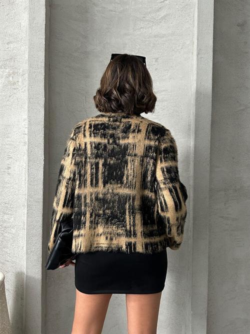 Knitwear Wholesale Wholesale Sweaters - Biscuit