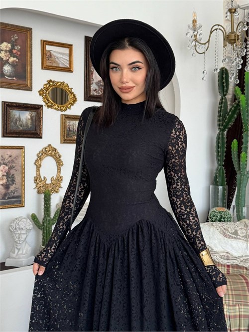 Urbe Midi Dress