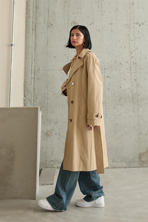 Wholesale Long Belt Trench Coat - Camel