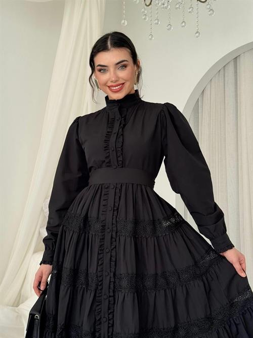 Verno Dress with Belt Detail