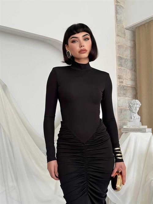 Wino Backless Dress