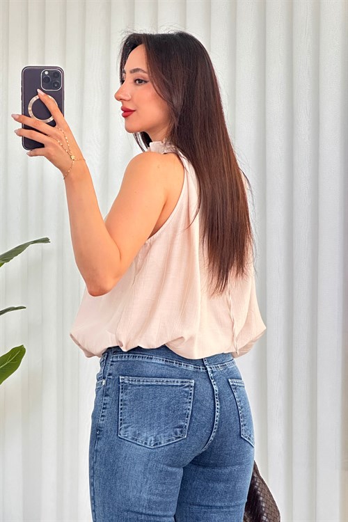 Yakası Boncuklu Balon Model Toptan Bej Bluz
