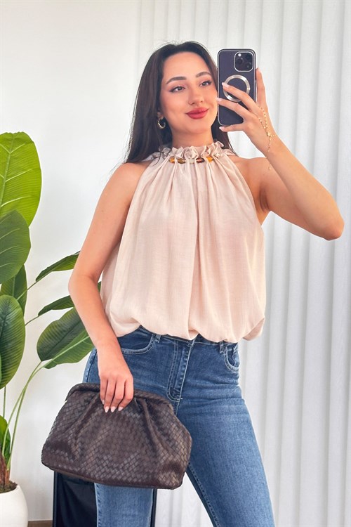 Yakası Boncuklu Balon Model Toptan Bej Bluz