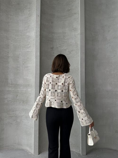 Yarım Düğmeli Dantel Toptan Hırka - Ham