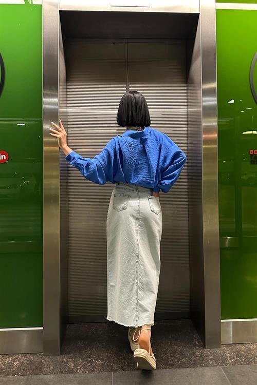 Wholesale Snow Wash Denim Skirt with Front Slit