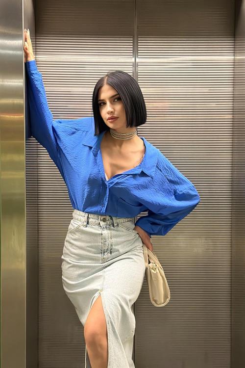 Wholesale Snow Wash Denim Skirt with Front Slit