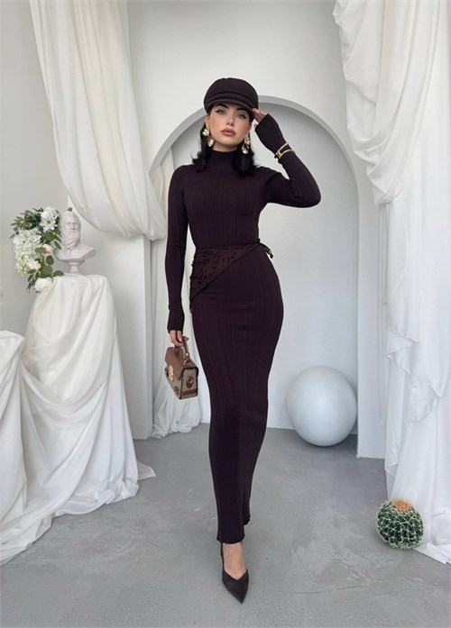 Zuzan Midi Dress