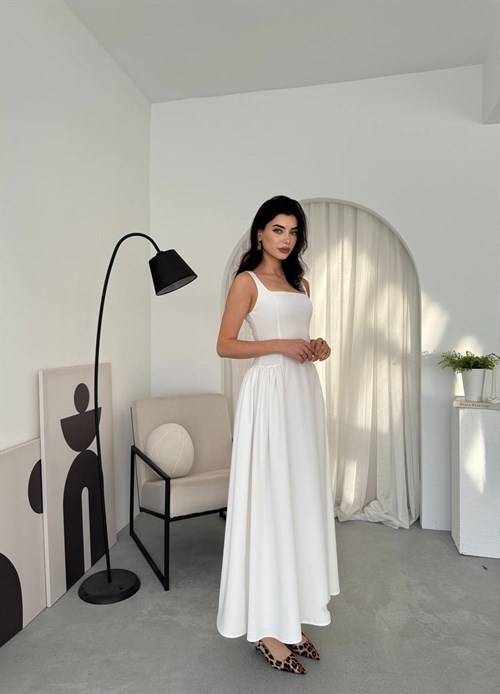 Heldi Pleated Dress - White