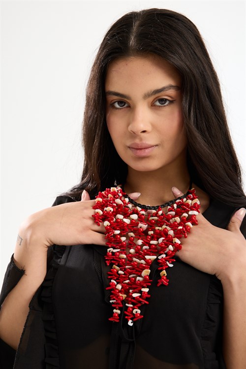 Red & White Cascading Shell Pendant Necklace