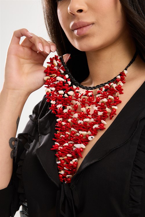 Red & White Cascading Shell Pendant Necklace