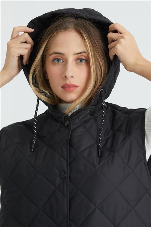 Wholesale Black Oversized Long Quilted Vest