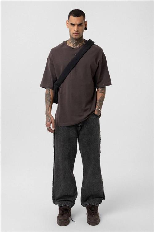 Wholesale Men Chocolate Oversize T-shirt