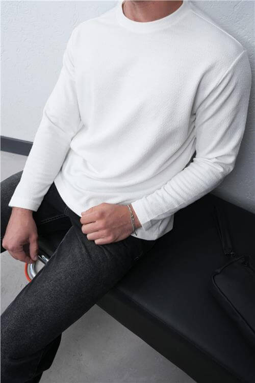 Wholesale Men White Crew-Neck Sweatshirt