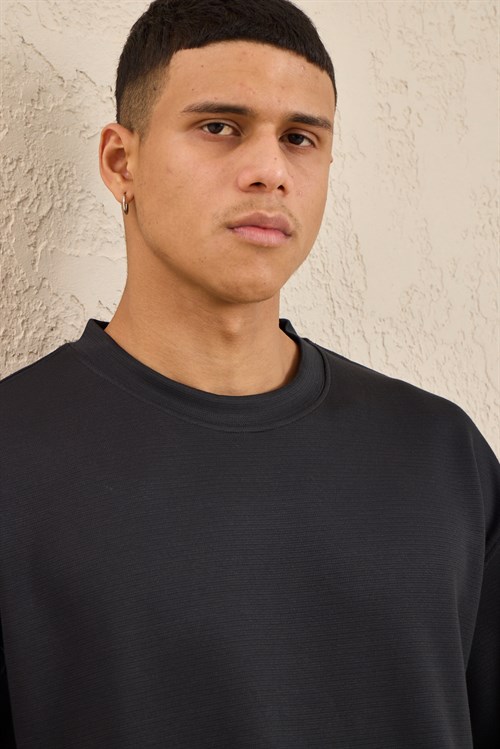 Wholesale Mens Anthracite Relax Fit Interlock Crew-Neck T-Shirt