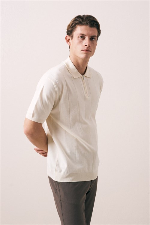 Wholesale Mens Beige Knit Polo T-Shirt