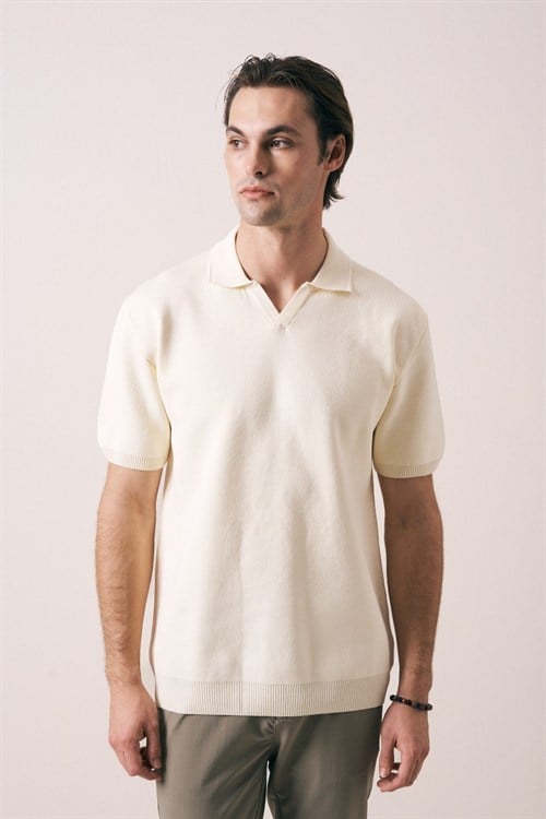 Wholesale Mens Beige Knit T-Shirt