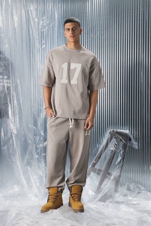 Wholesale Mens Beige T-Shirt and Pants Set