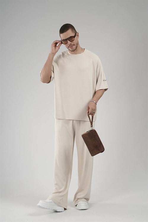 Wholesale Mens Beige T-Shirt and Pants Set