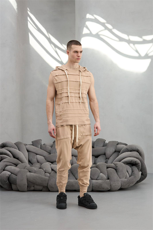 Wholesale Mens Beige T-shirt and Pants Set
