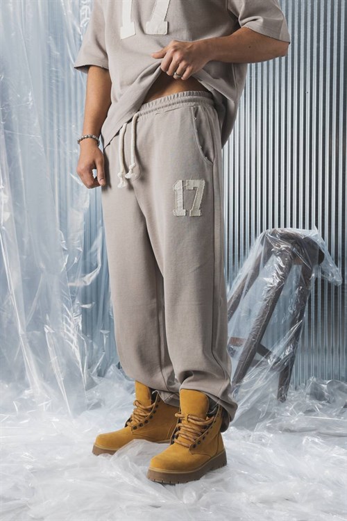 Wholesale Mens Beige T-Shirt and Pants Set
