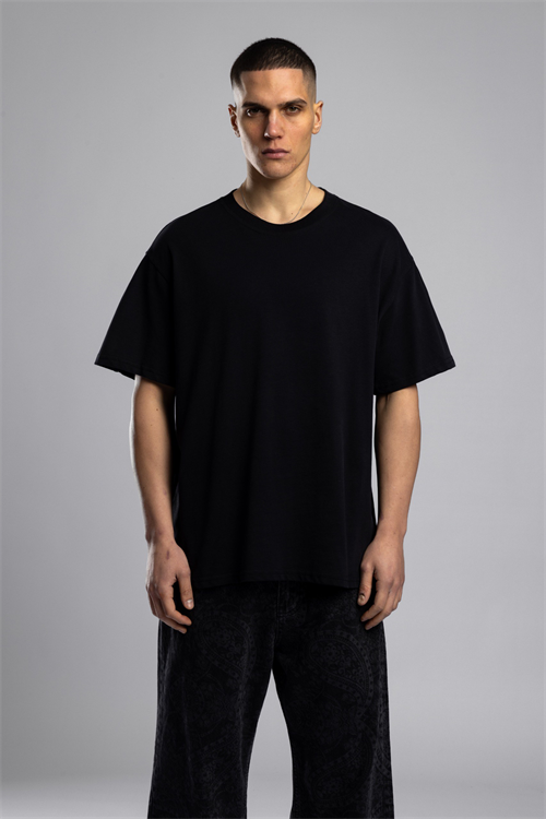 Wholesale Mens Black Basic T-shirt