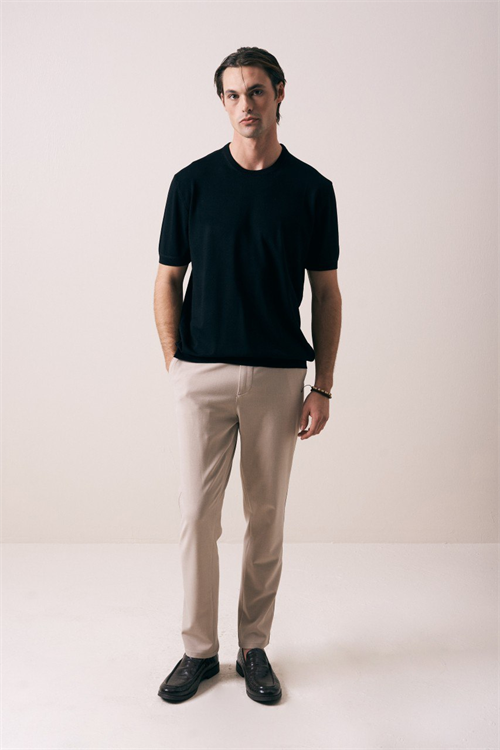 Wholesale Mens Black Knit Crew-Neck T-Shirt