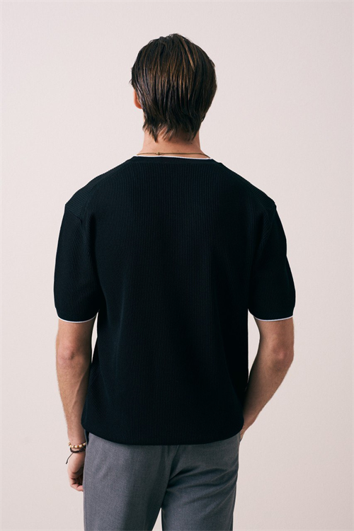 Wholesale Mens Black Knit Crew-Neck T-Shirt