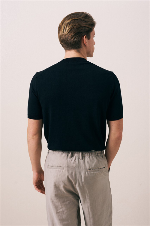 Wholesale Mens Black Knit Crew-Neck T-Shirt