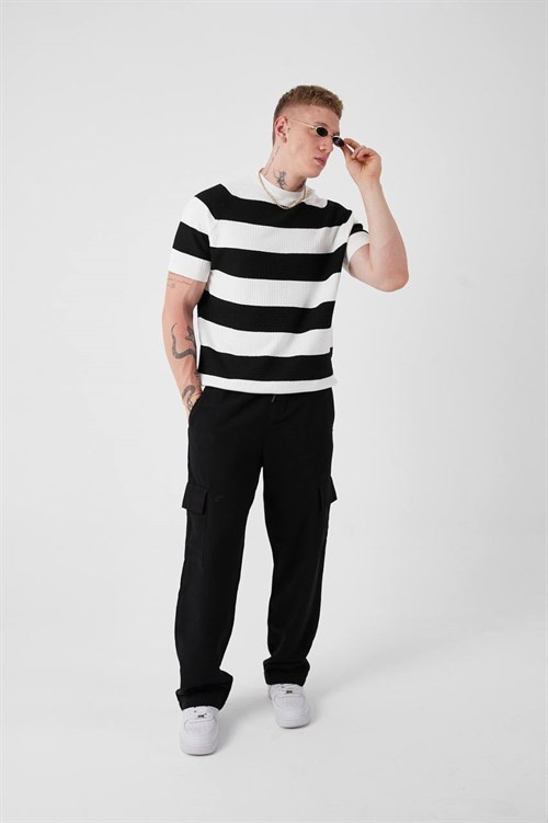 Wholesale Mens Black Knit Crew-Neck T-Shirt