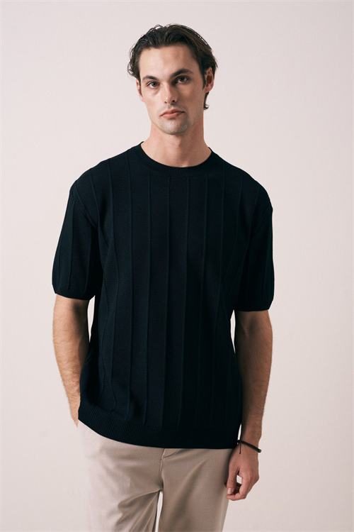 Wholesale Mens Black Knit Crew-Neck T-Shirt