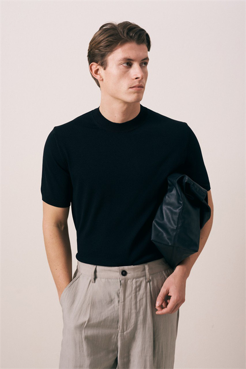 Wholesale Mens Black Knit Crew-Neck T-Shirt