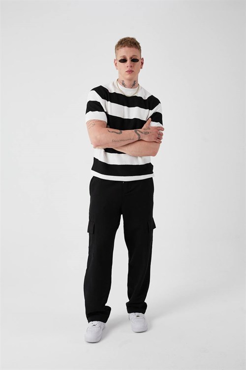 Wholesale Mens Black Knit Crew-Neck T-Shirt