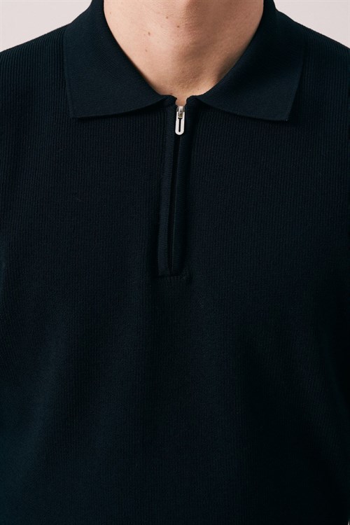Wholesale Mens Black Knit T-Shirt
