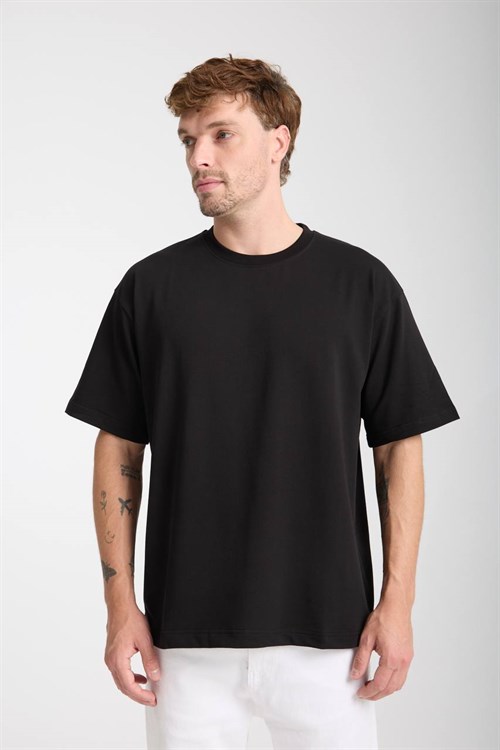 Wholesale Mens Black Oversized Crew-Neck Basic T-Shirt