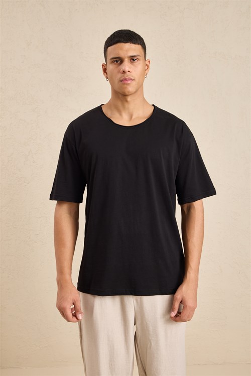 Wholesale Mens Black Relax Fit Basic T-Shirt with Raw-Edge Neckline