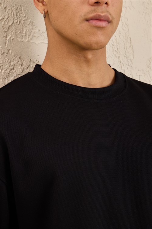 Wholesale Mens Black Relax Fit Interlock Crew-Neck T-Shirt