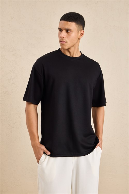 Wholesale Mens Black Relax Fit Interlock Crew-Neck T-Shirt