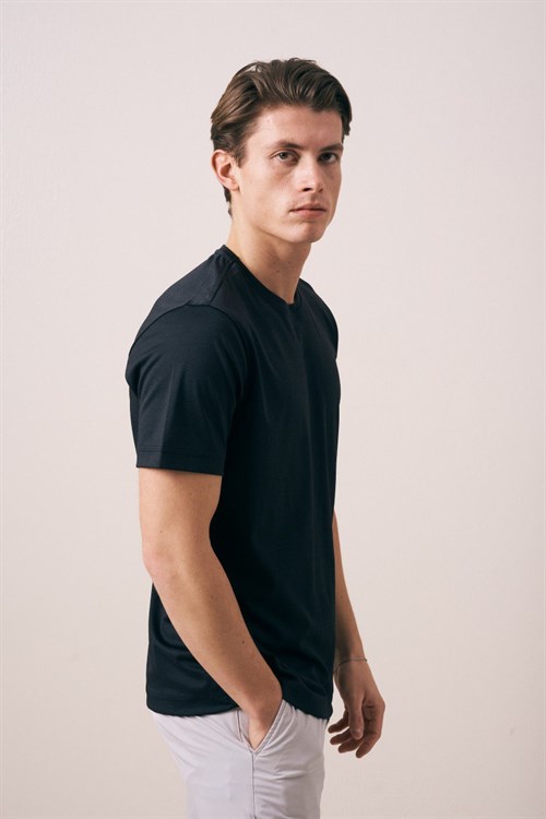 Wholesale Mens Black T-Shirt